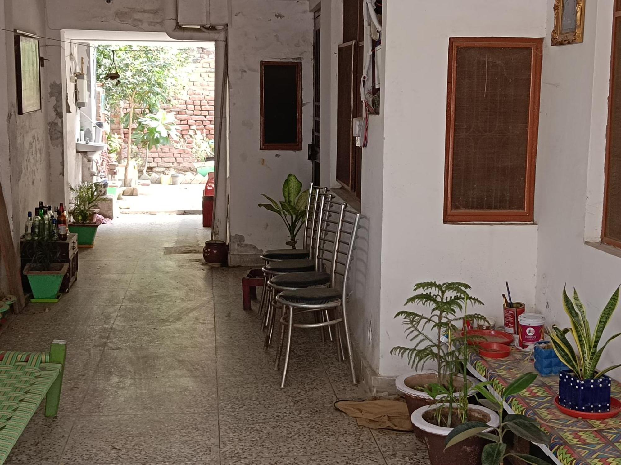 Ds Home Lucknow Bagian luar foto